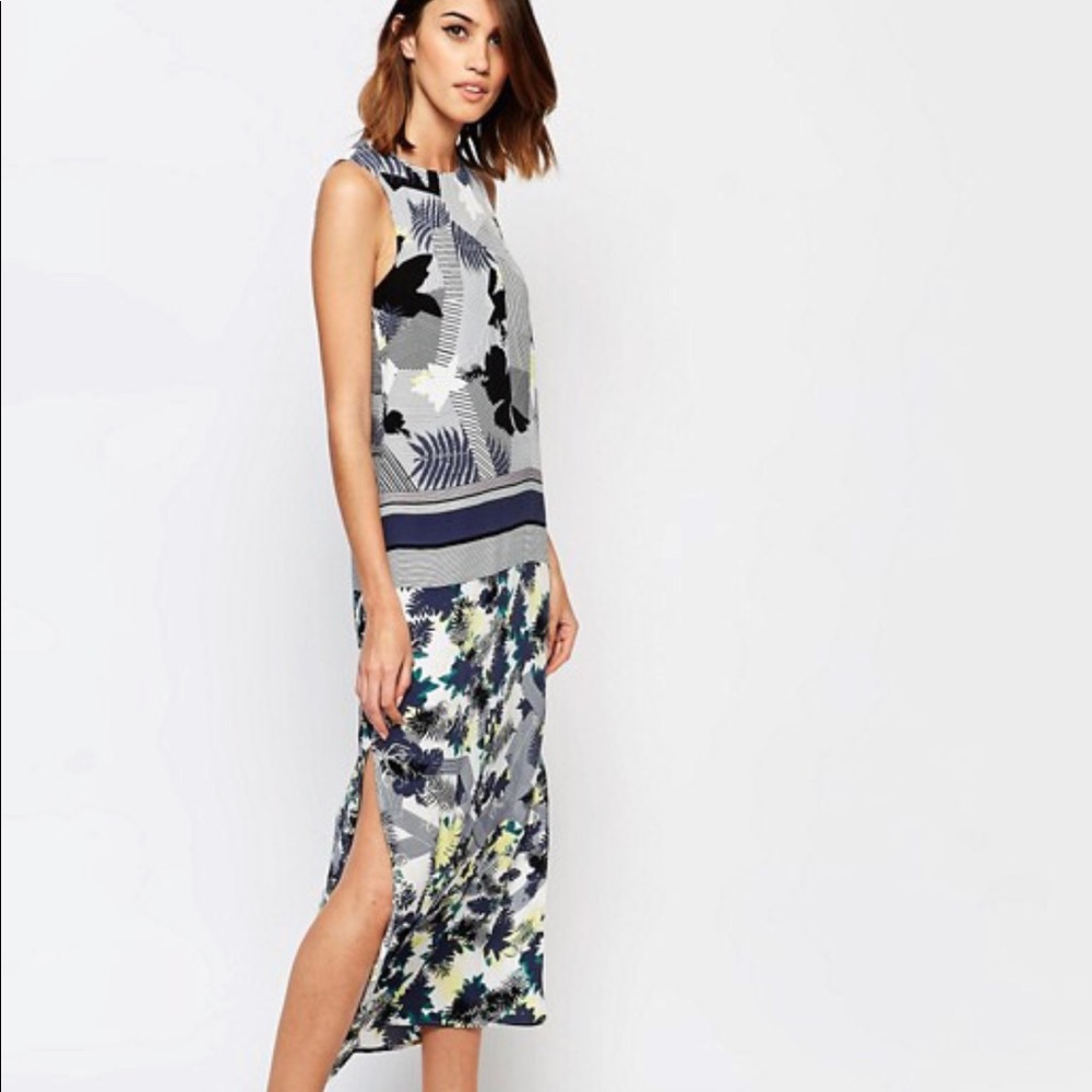 Warehouse Abstract Palm Print Midi Dress - size 8